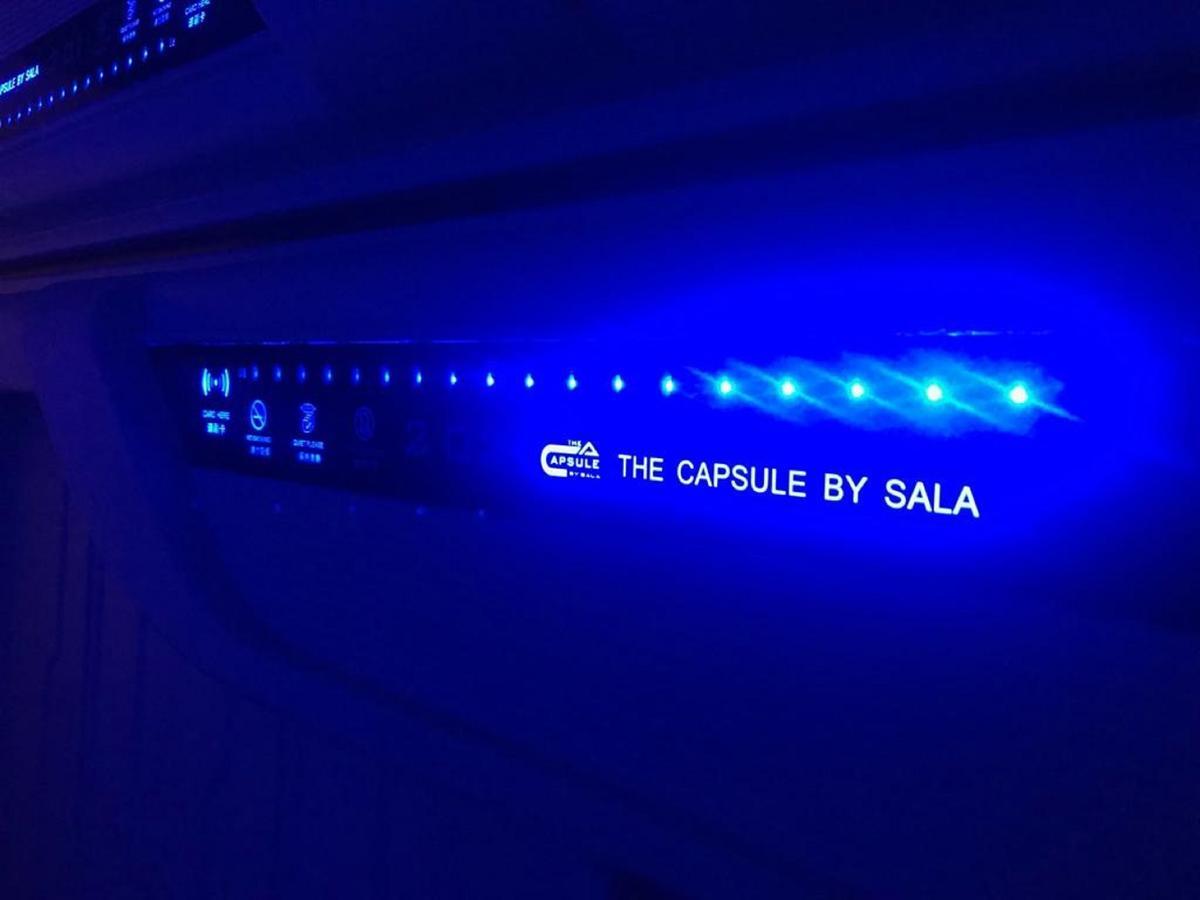 The Capsule Hotel コロンボ エクステリア 写真